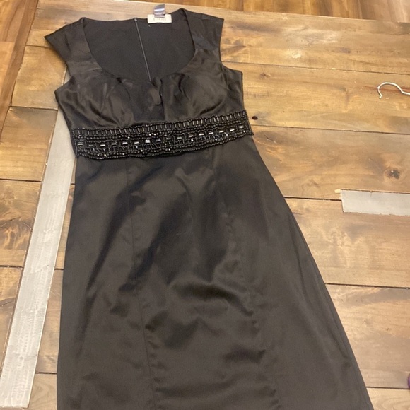 B smart black sateen beaded waist midi dress size 4 cocktail dress - Picture 1 of 9
